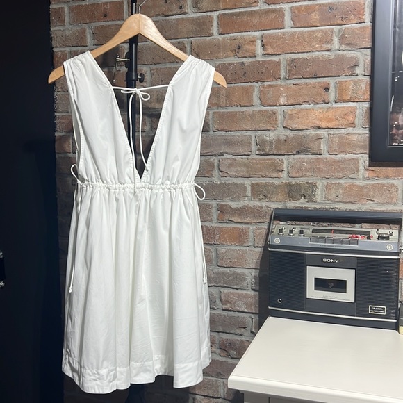 Abercrombie and Fitch white dress - Picture 11 of 16
